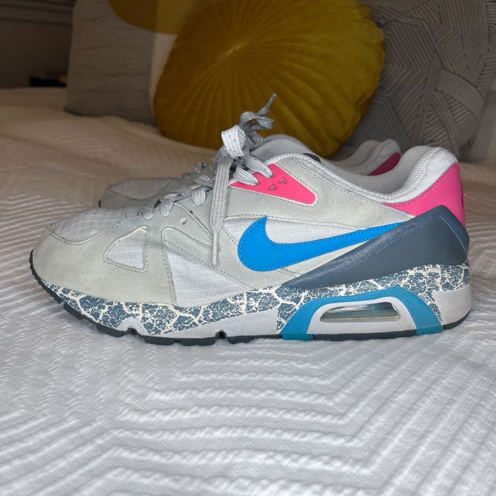 NIKE | Tennis Shoes | Men's Size 8